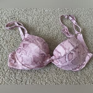 Victoria’s Secret Pink/Rose Animal Print Bikini Top Swim Size S/ 34A